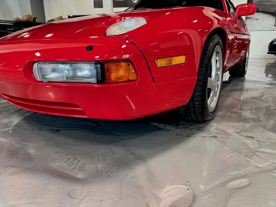 1988 Porsche 928 S4 - Image 9 of 31