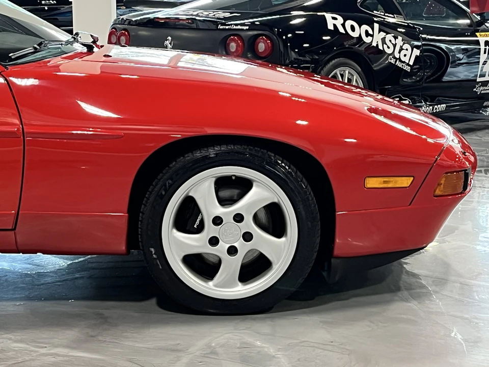 1988 Porsche 928 S4 - Image 22 of 31