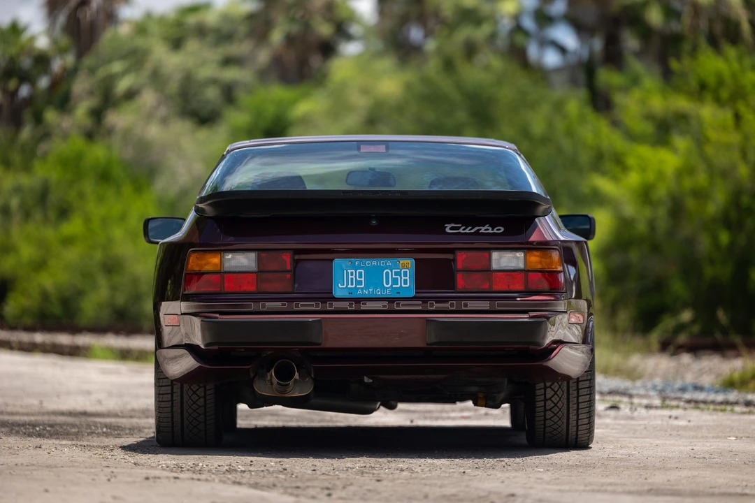 1988 Porsche 944 Turbo - Image 10 of 31