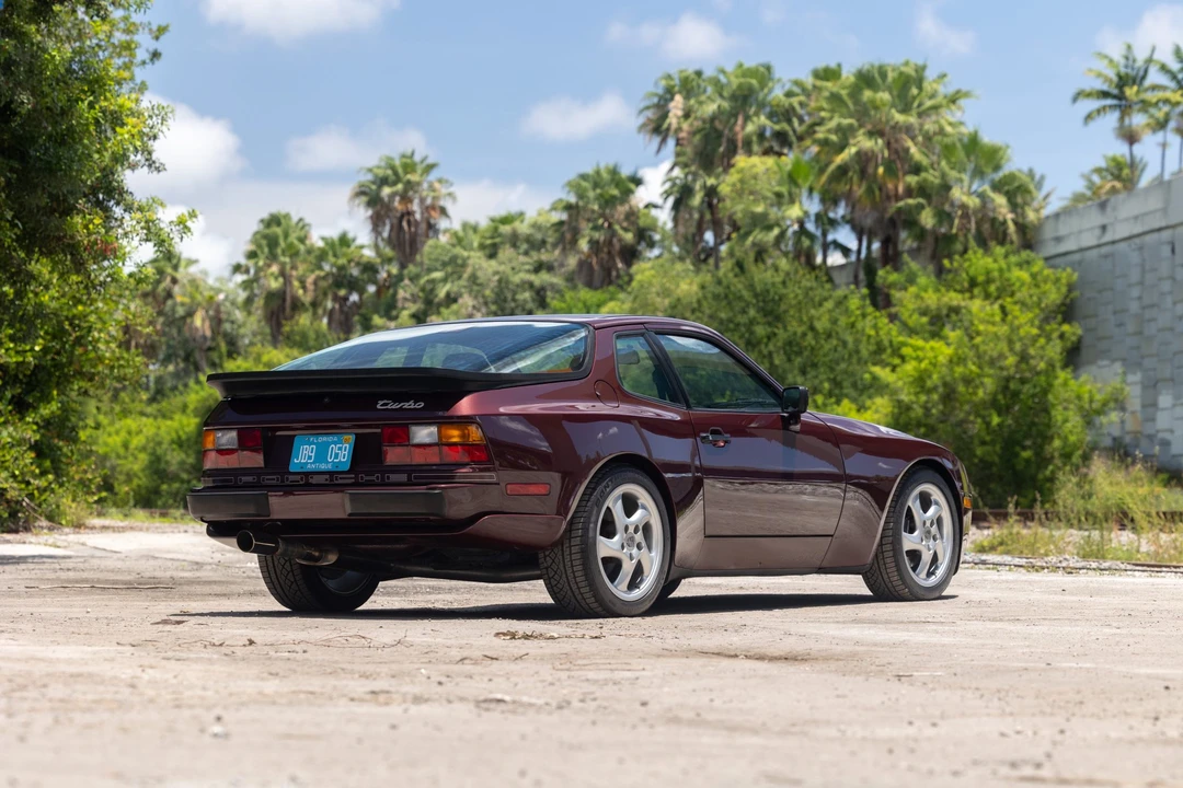 1988 Porsche 944 Turbo - Image 11 of 31