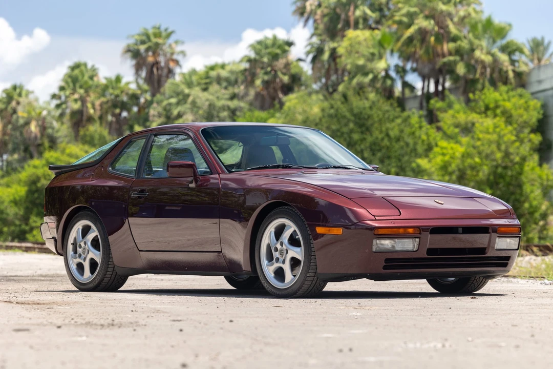 1988 Porsche 944 Turbo - Image 23 of 31