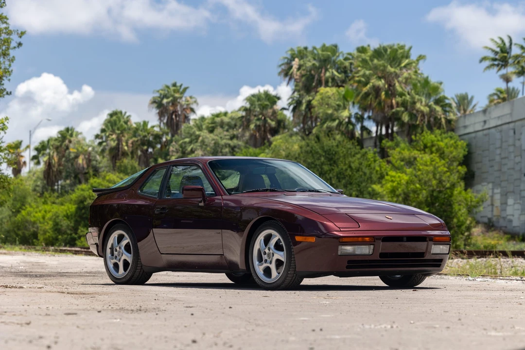 1988 Porsche 944 Turbo - Image 16 of 31