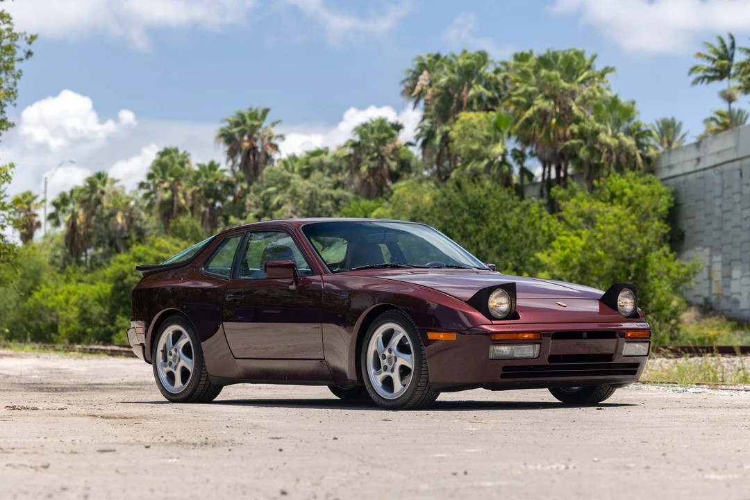 1988 Porsche 944 Turbo - Image 17 of 31