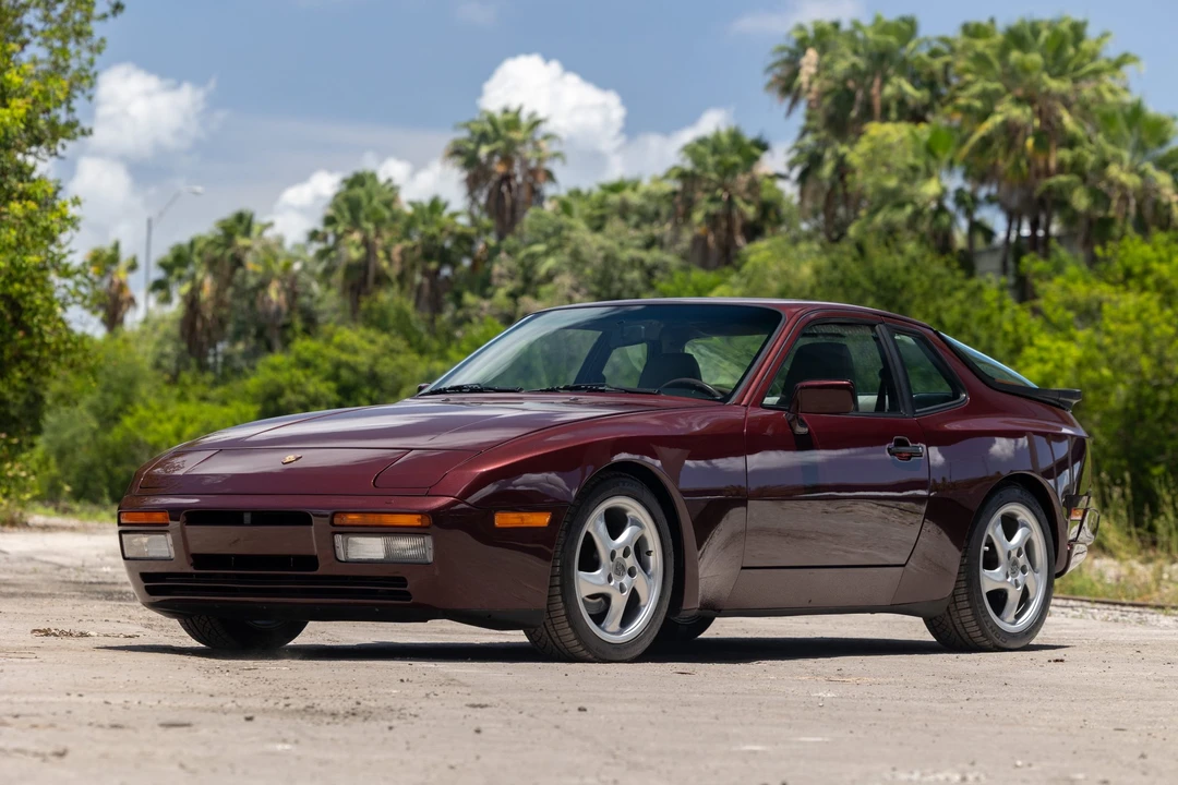 1988 Porsche 944 Turbo - Image 2 of 31