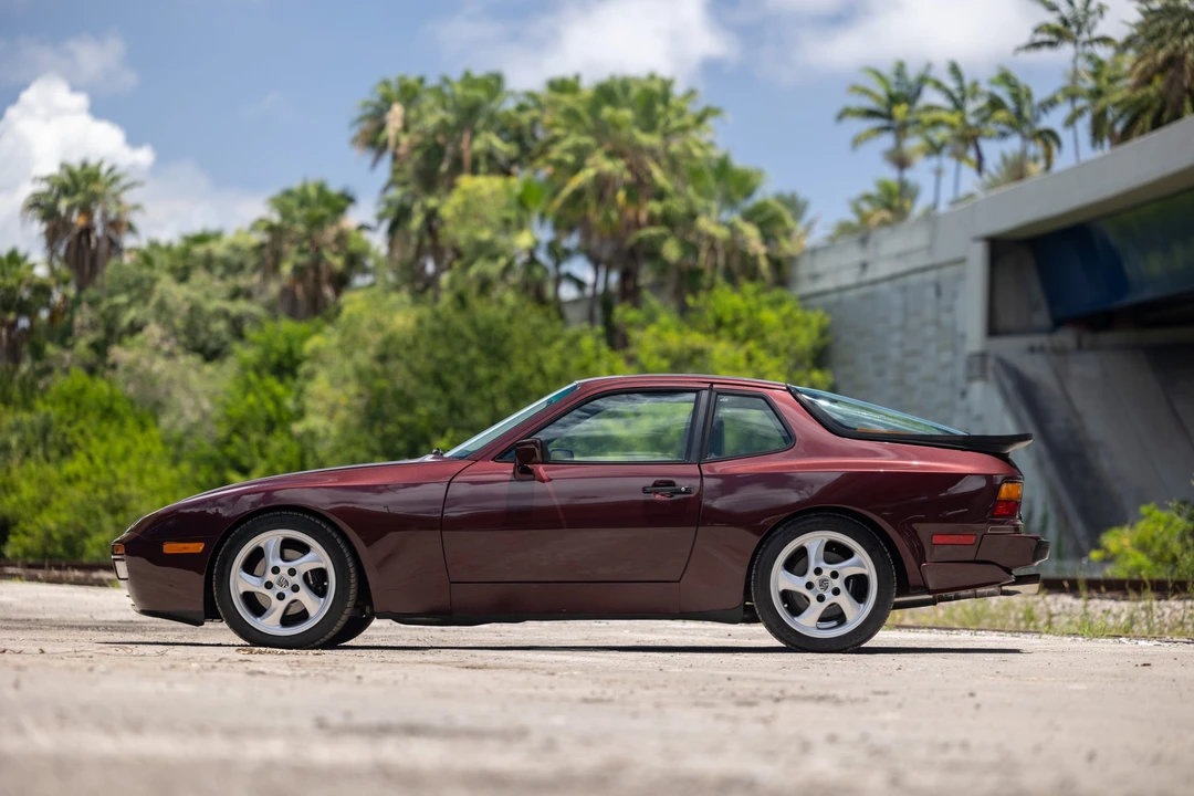 1988 Porsche 944 Turbo - Image 6 of 31