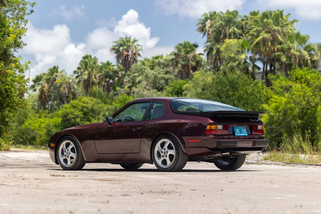 1988 Porsche 944 Turbo - Image 7 of 31