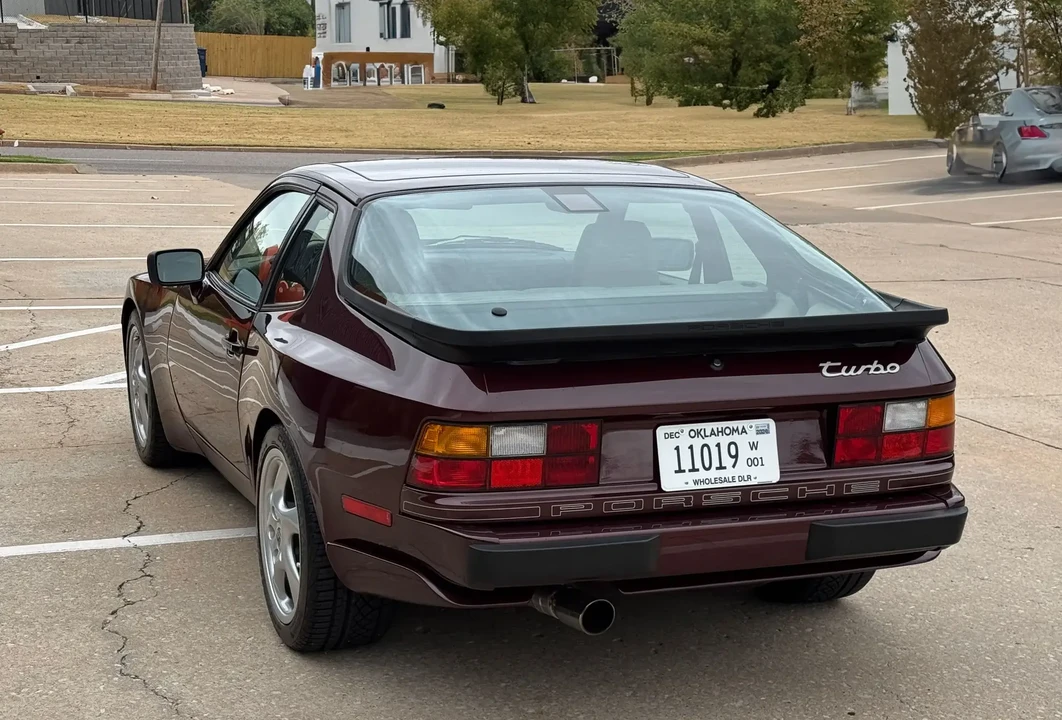 1988 Porsche 944 Turbo - Image 5 of 6