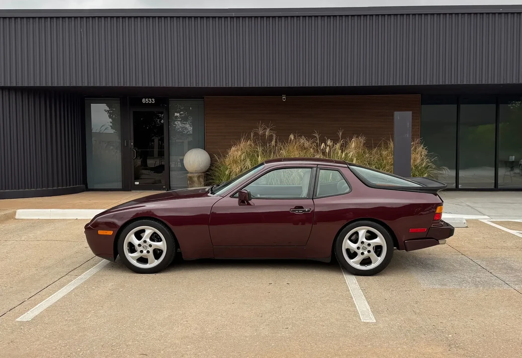1988 Porsche 944 Turbo - Image 2 of 6