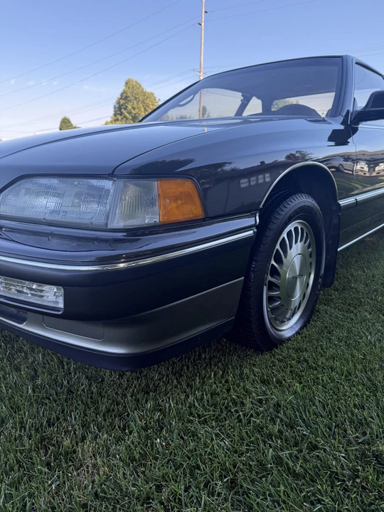 1990 Acura Legend 1st Gen - Image 21 of 31