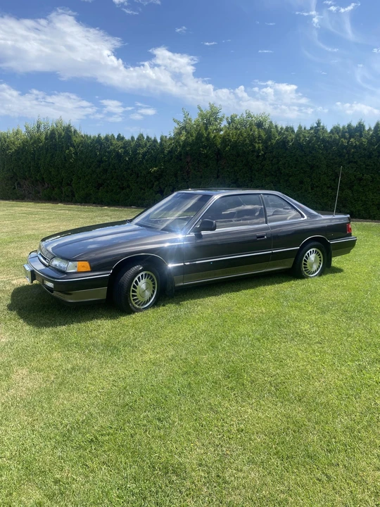 1990 Acura Legend 1st Gen - Image 4 of 31