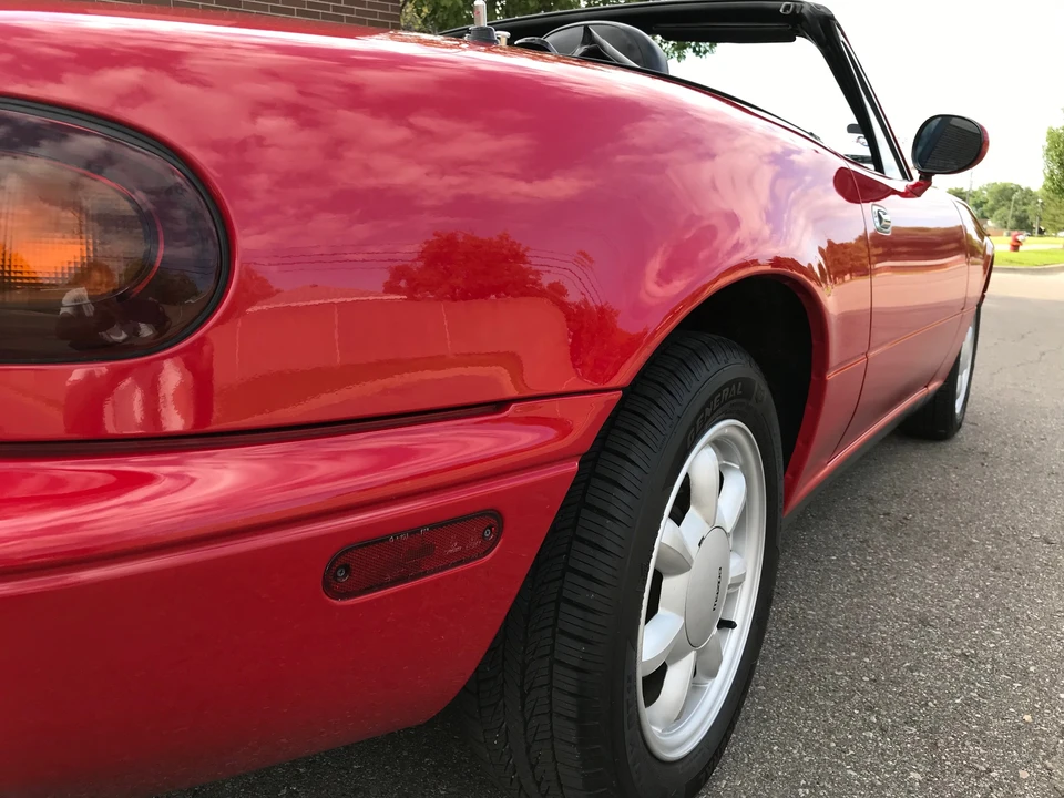 1990 Mazda NA MX-5 Miata - Image 15 of 31