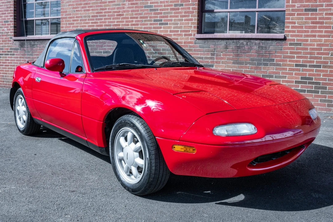 1990 Mazda NA MX-5 Miata - Image 6 of 31