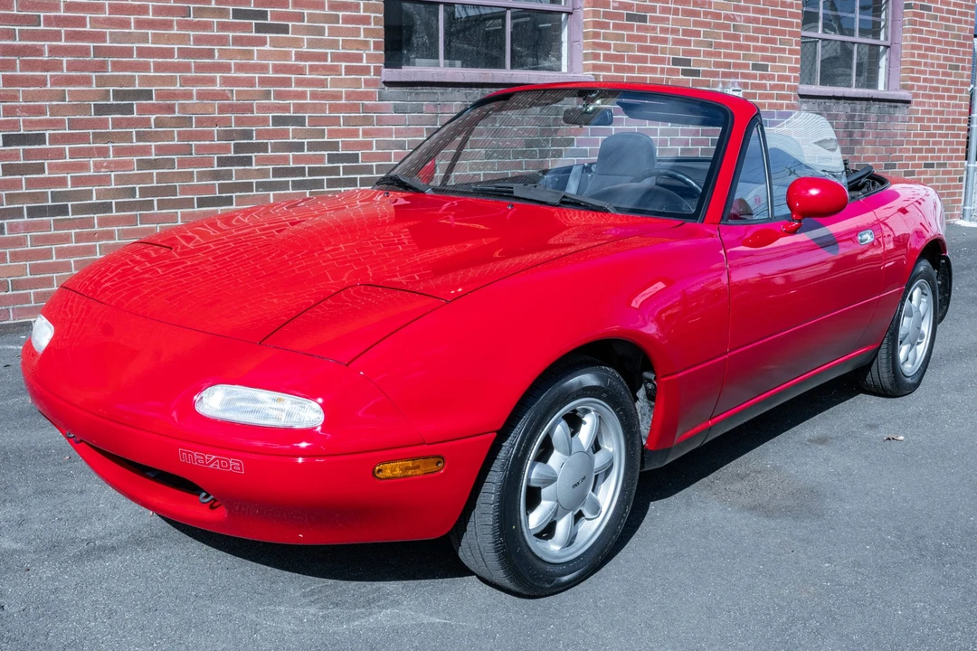 1990 Mazda NA MX-5 Miata - Image 14 of 31