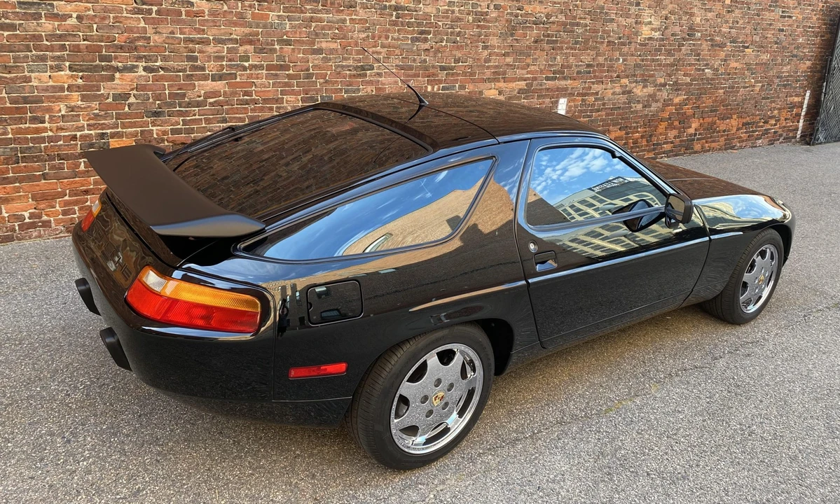 1990 Porsche 928 GT - Image 26 of 31