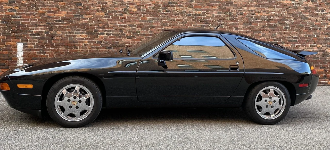 1990 Porsche 928 GT - Image 9 of 31
