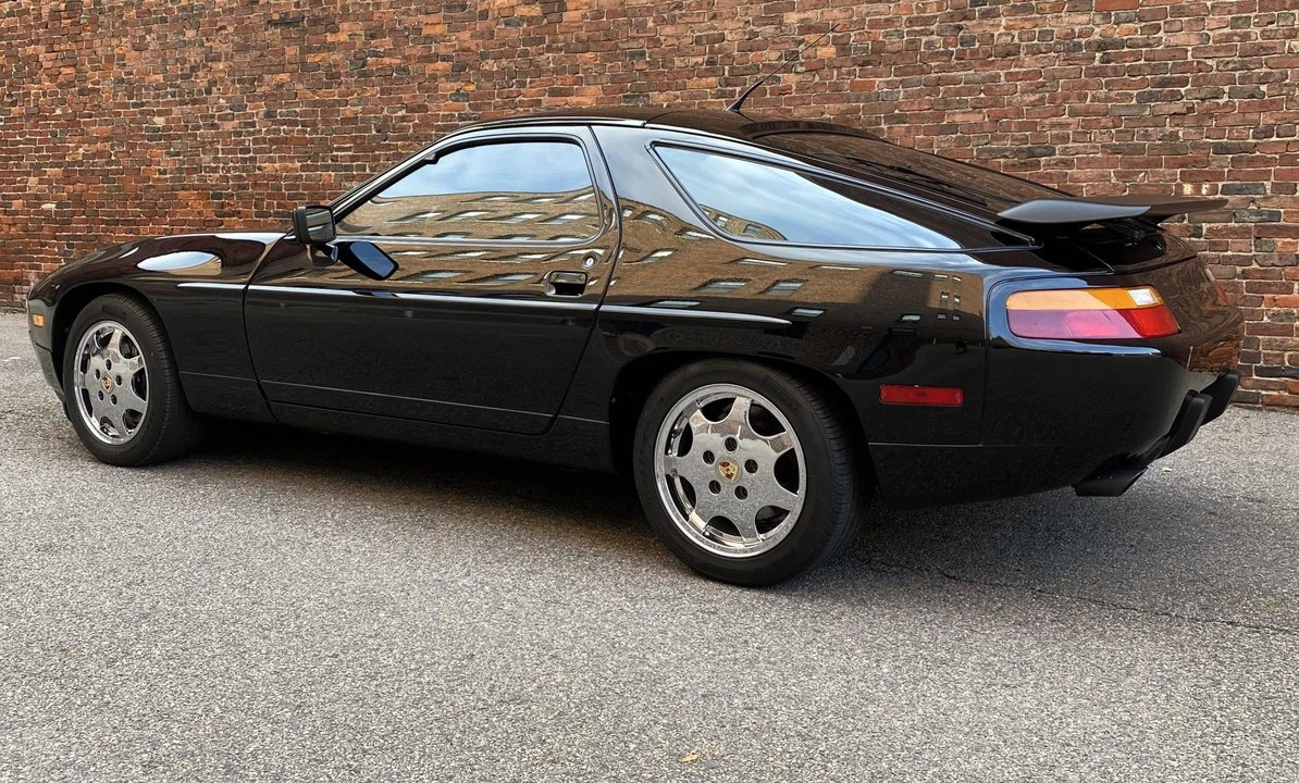 1990 Porsche 928 GT - Image 11 of 31