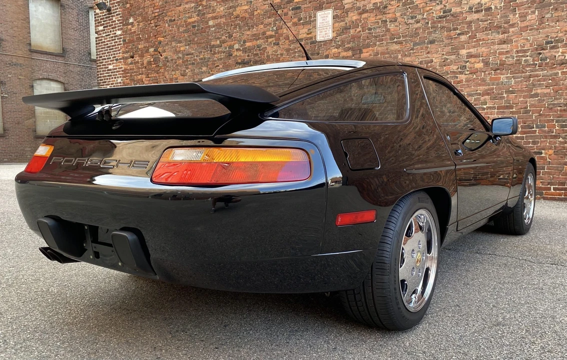 1990 Porsche 928 GT - Image 22 of 31
