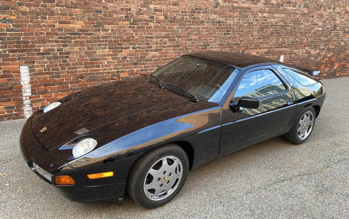 1990 Porsche 928 GT - Image 2 of 31