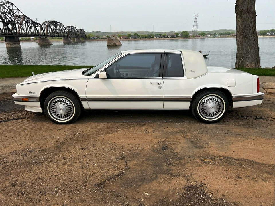 1991 Cadillac Eldorado 11th Gen - Image 7 of 31