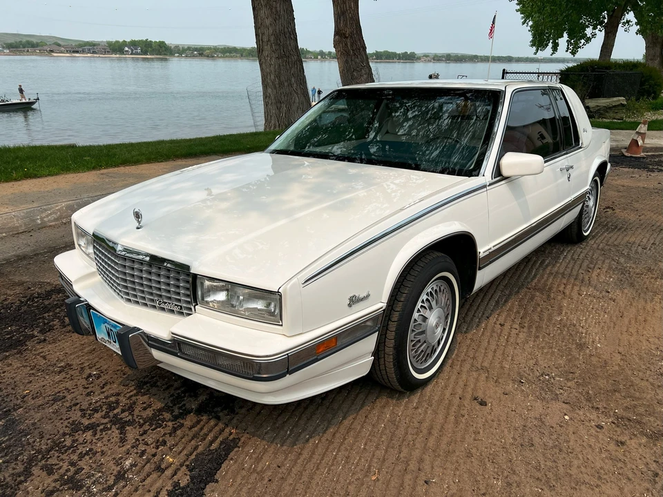 1991 Cadillac Eldorado 11th Gen - Image 2 of 31