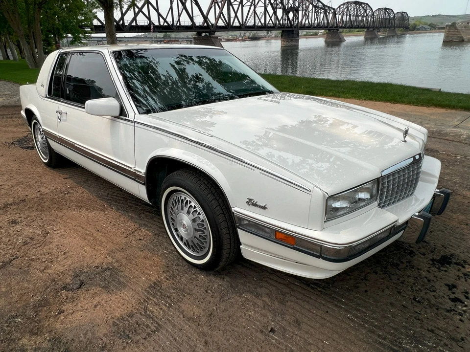 1991 Cadillac Eldorado 11th Gen - Image 28 of 31