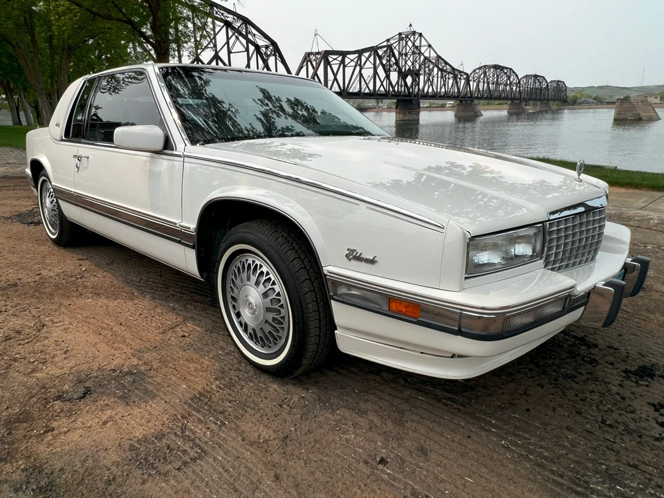 1991 Cadillac Eldorado 11th Gen - Image 27 of 31