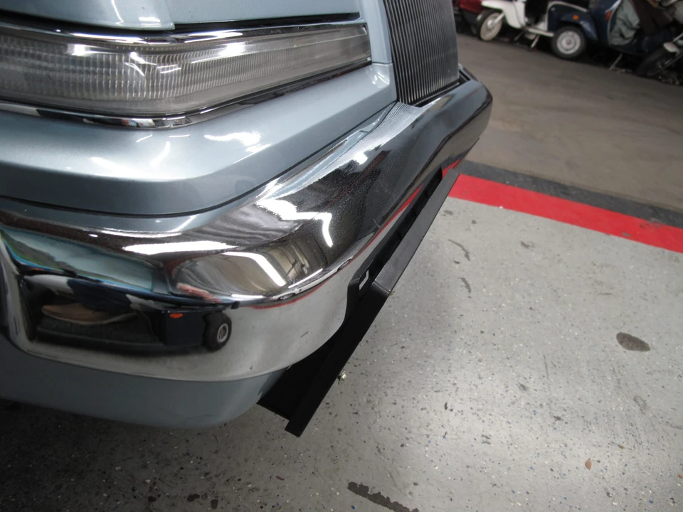 1991 Chrysler Imperial - Image 24 of 31