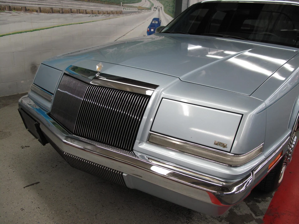 1991 Chrysler Imperial - Image 22 of 31