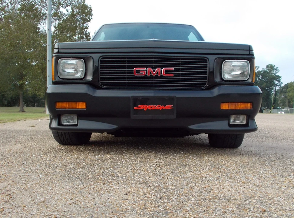 1991 GMC Syclone - Image 3 of 31