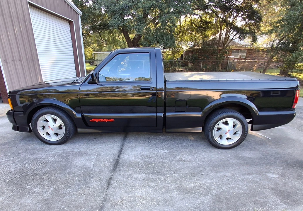 1991 GMC Syclone - Image 21 of 31