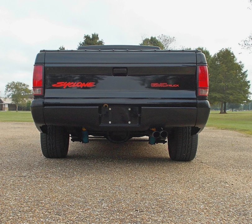 1991 GMC Syclone - Image 28 of 31