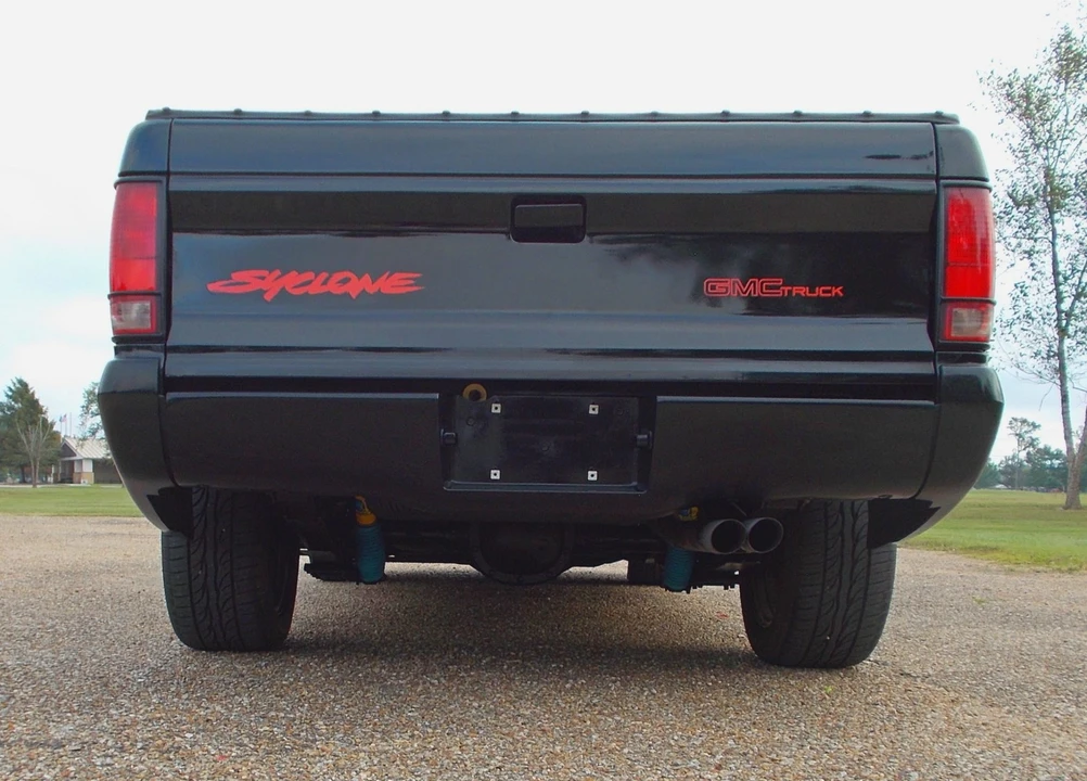 1991 GMC Syclone - Image 29 of 31