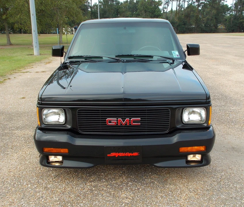 1991 GMC Syclone - Image 6 of 31