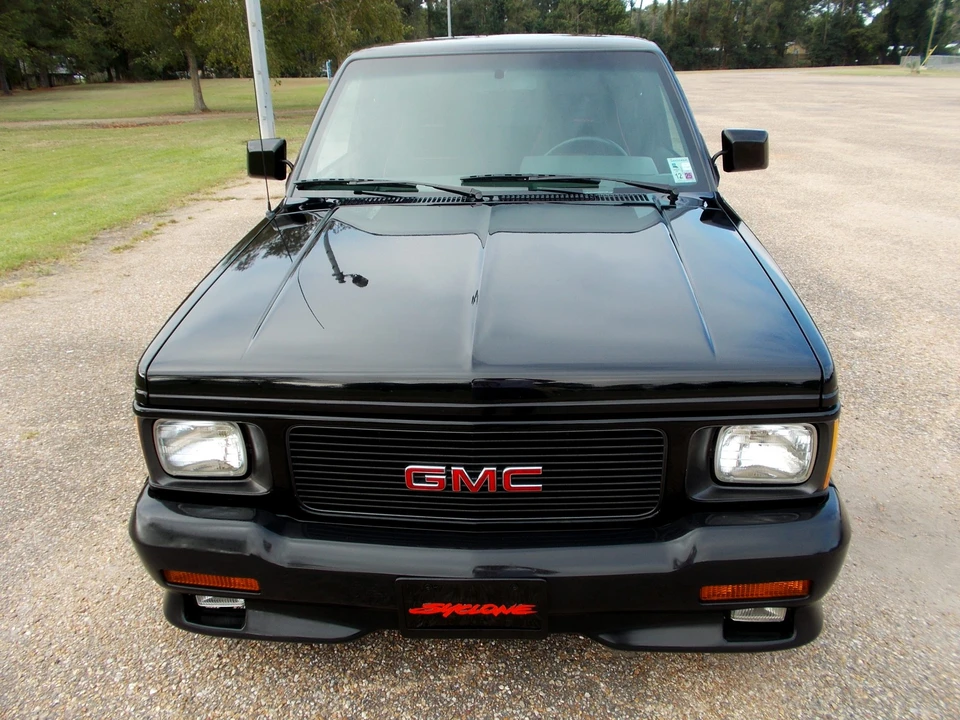 1991 GMC Syclone - Image 8 of 31