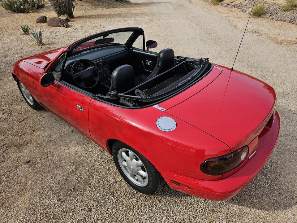 1991 Mazda NA MX-5 Miata - Image 9 of 31