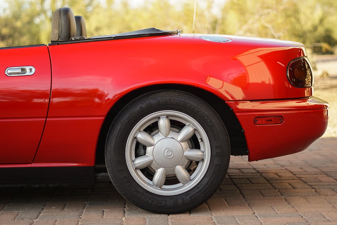 1991 Mazda NA MX-5 Miata - Image 16 of 31