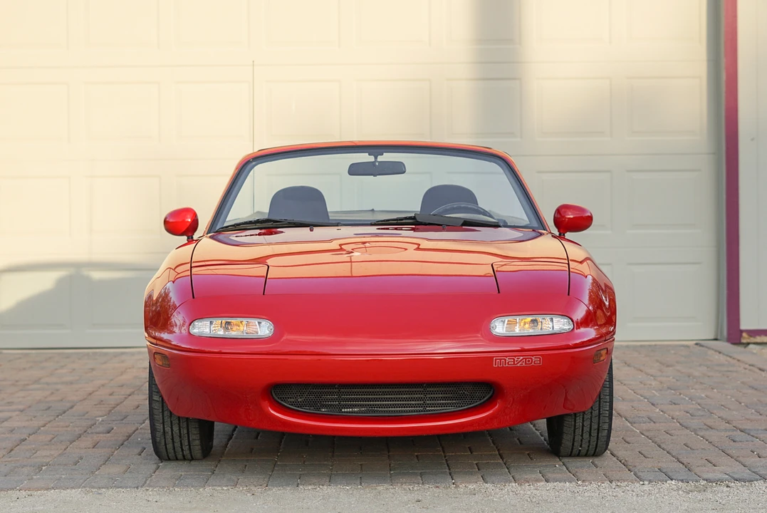 1991 Mazda NA MX-5 Miata - Image 2 of 31