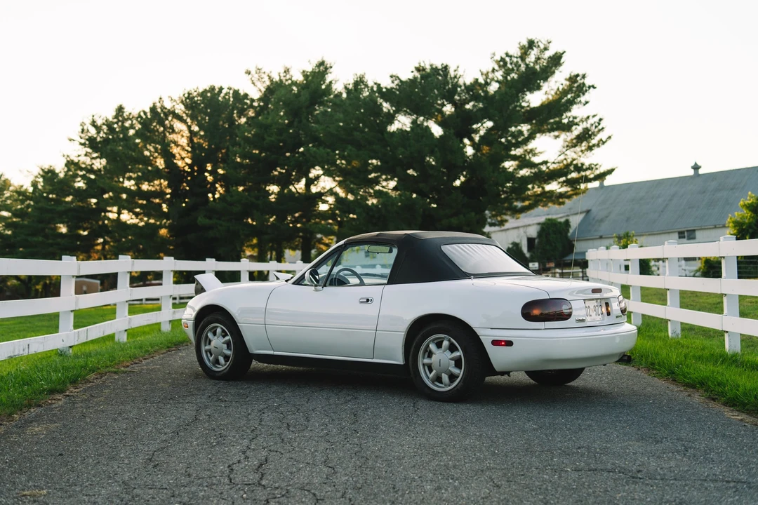 1991 Mazda NA MX-5 Miata - Image 9 of 31