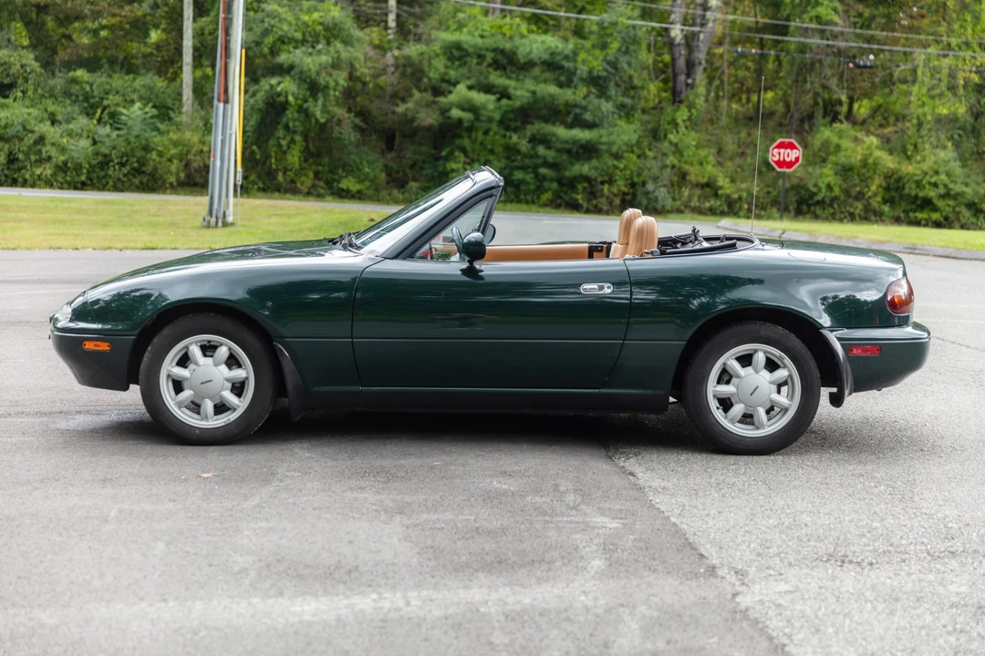 1991 Mazda NA MX-5 Miata - Image 9 of 31