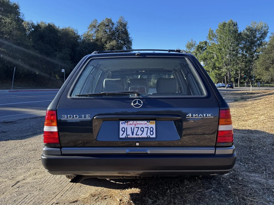 1991 Mercedes-Benz W124 E-Class - Image 26 of 31
