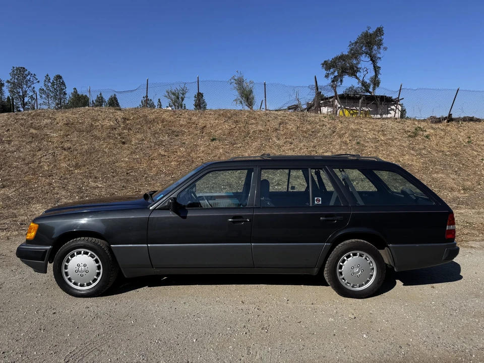 1991 Mercedes-Benz W124 E-Class - Image 13 of 31