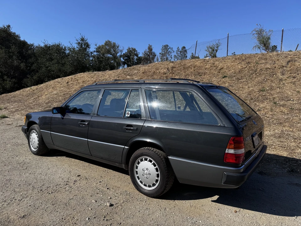 1991 Mercedes-Benz W124 E-Class - Image 15 of 31