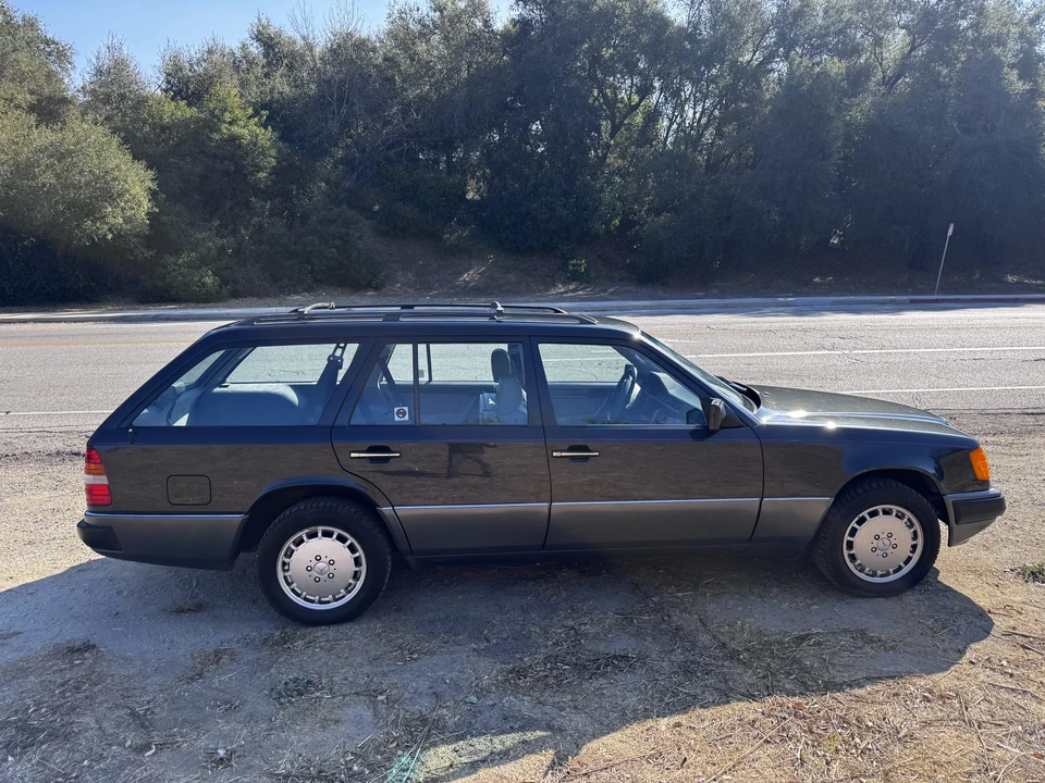 1991 Mercedes-Benz W124 E-Class - Image 24 of 31
