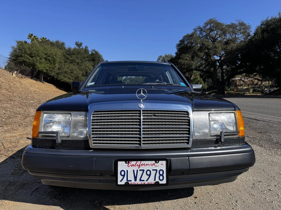 1991 Mercedes-Benz W124 E-Class - Image 8 of 31