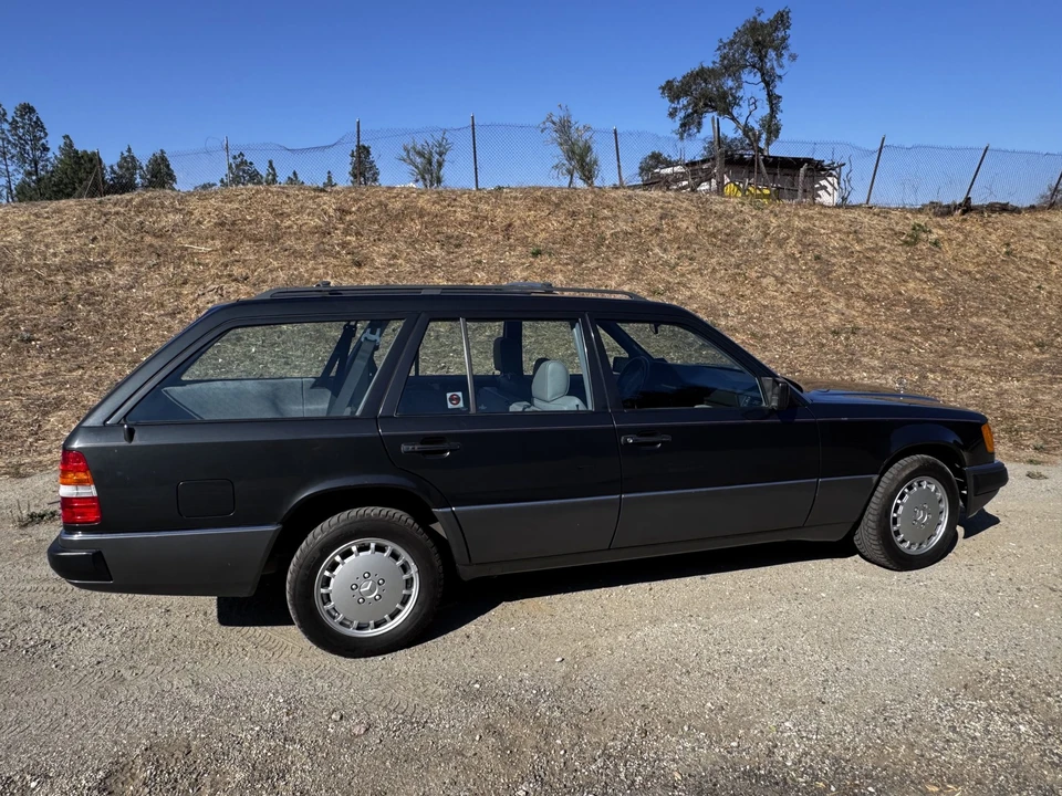 1991 Mercedes-Benz W124 E-Class - Image 22 of 31