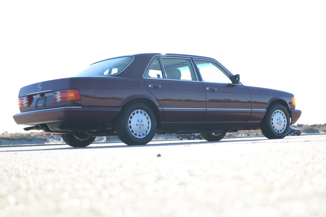 1991 Mercedes-Benz W126 S-Class Sedan - Image 12 of 31