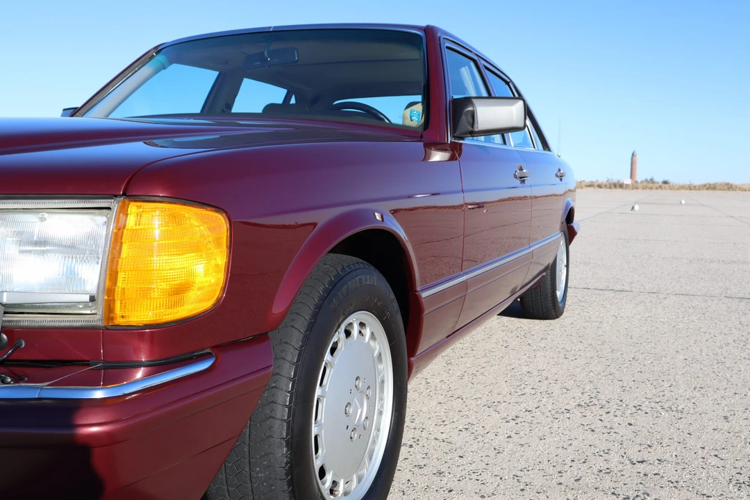 1991 Mercedes-Benz W126 S-Class Sedan - Image 19 of 31