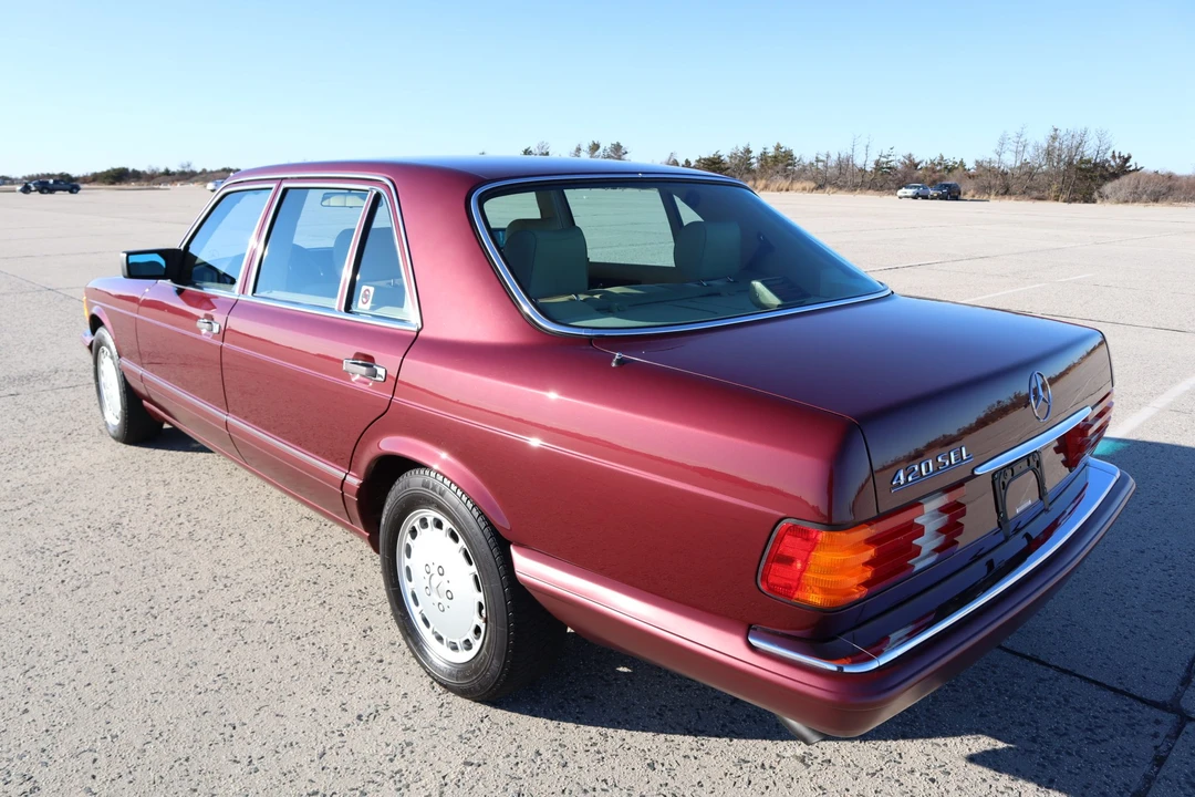 1991 Mercedes-Benz W126 S-Class Sedan - Image 9 of 31
