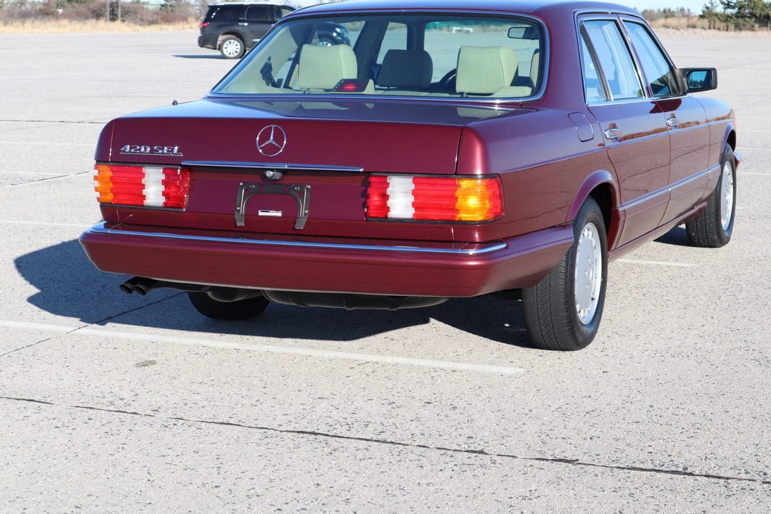 1991 Mercedes-Benz W126 S-Class Sedan - Image 11 of 31