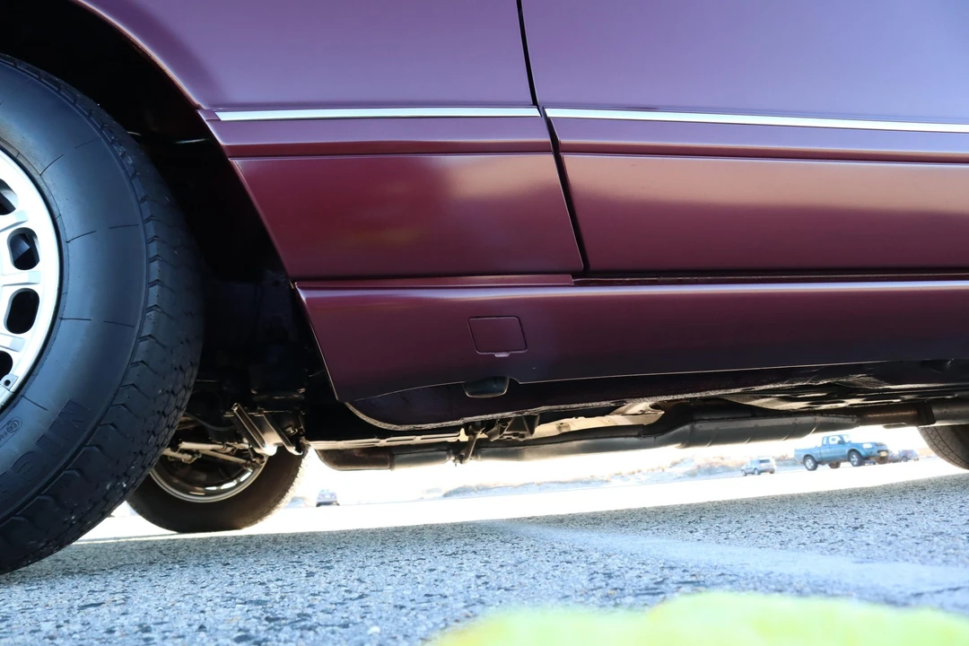 1991 Mercedes-Benz W126 S-Class Sedan - Image 27 of 31